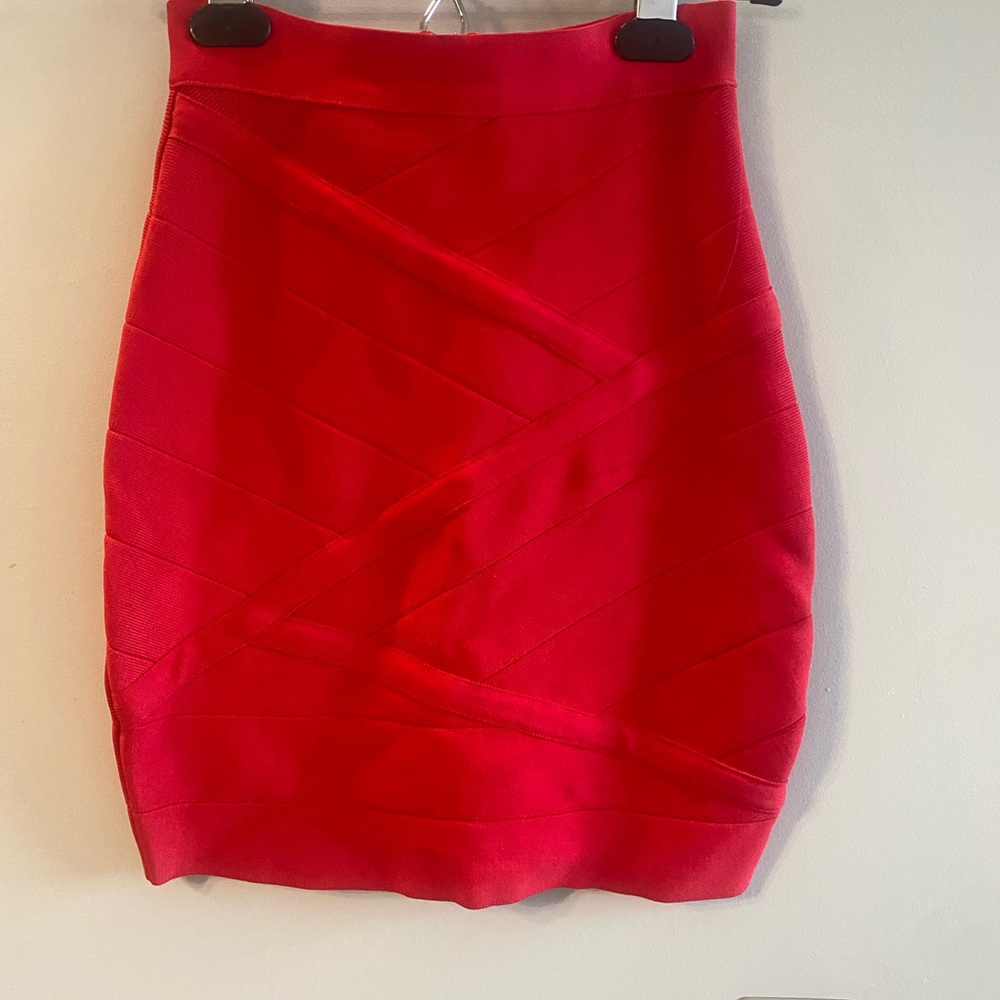 Bebe skirt